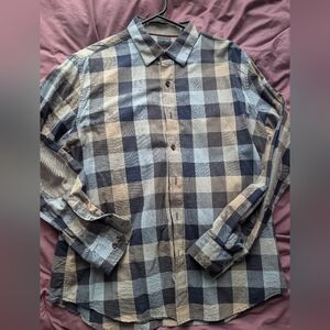 Tasso Elba Blue and Tan Casual Button Down Shirt